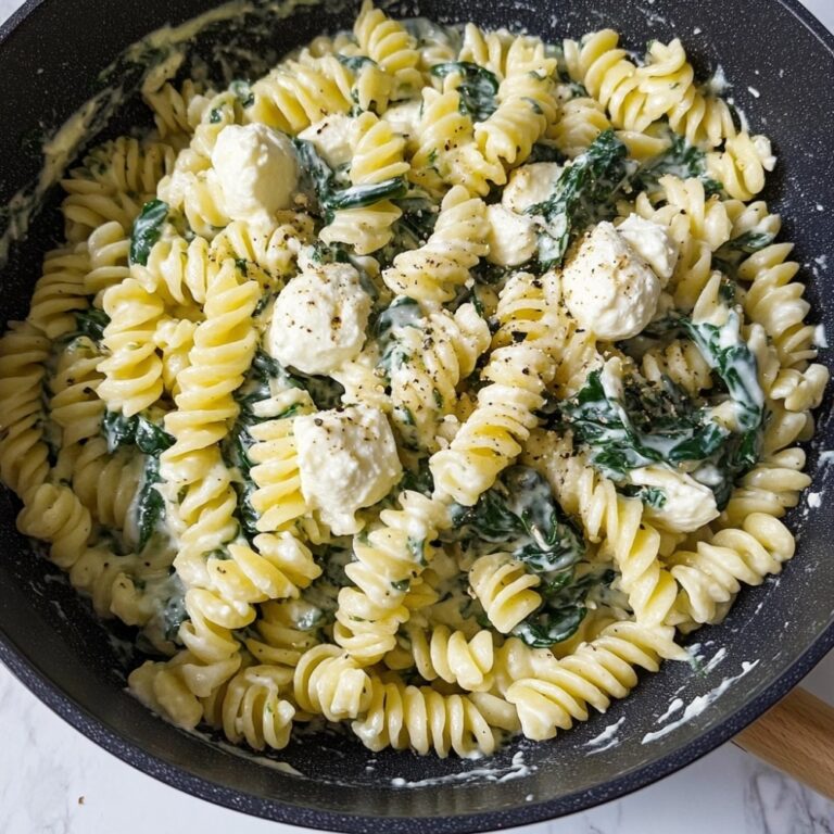 Creamy Fusilli with Ricotta and Spinach for a Quick and Wholesome Pasta Dinner